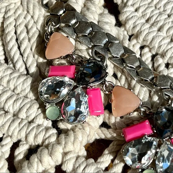 Stella & dot | Callie Statement necklace #372 - Picture 6 of 10